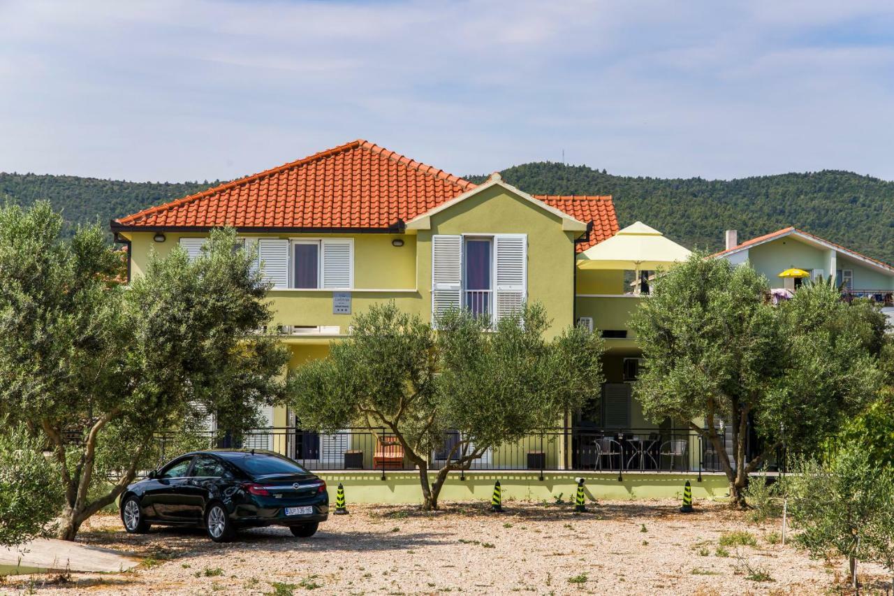 Vila Lukrecija Drace Exterior photo